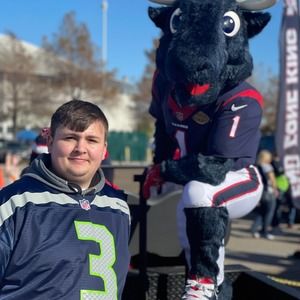 Meet your Posher, Tyler